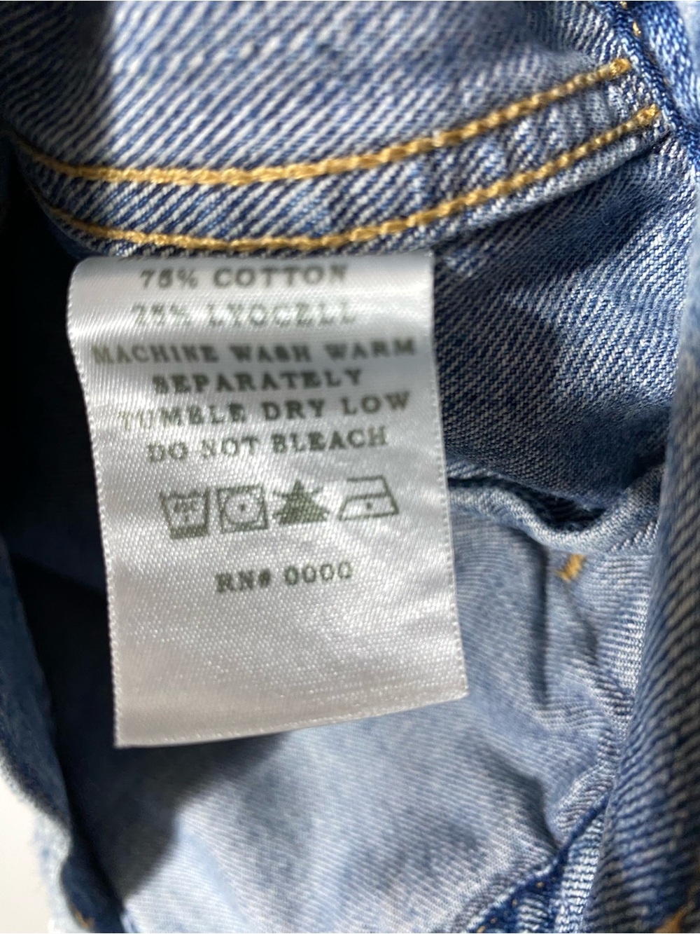 Able Jean Jacket Distressed - Picture 8 of 8